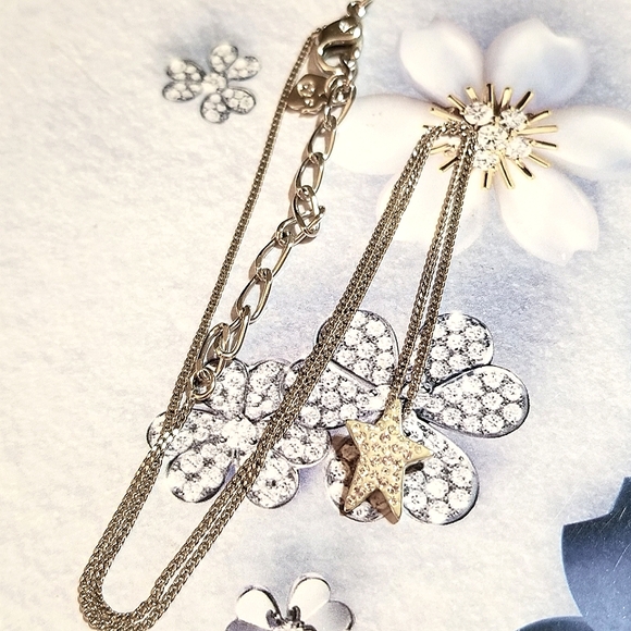 Swarovski signed Star Crystal Pendant Necklace - Picture 6 of 6